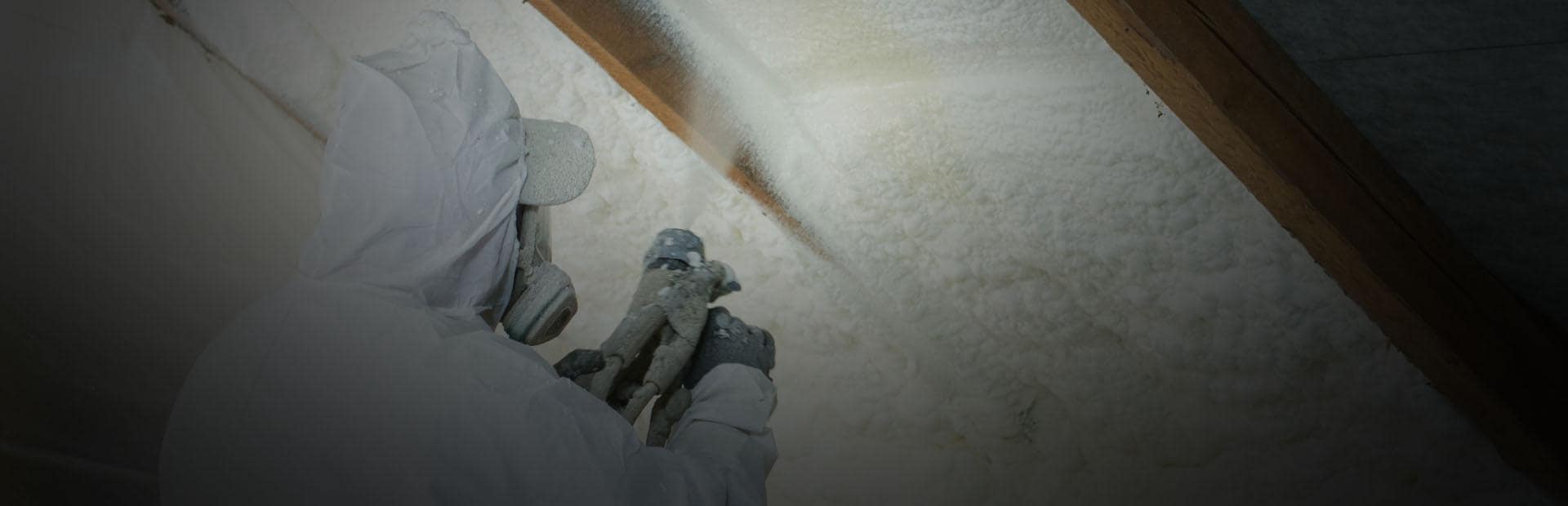 Nakładanie warstwy izolującej